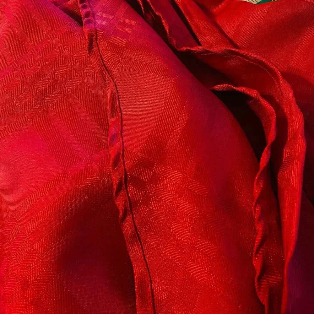 #4491 Red Round round tablecloth polyester 69 inch